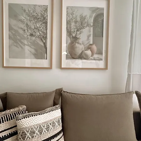 度假居 Evi 阿莫利亚尼岛